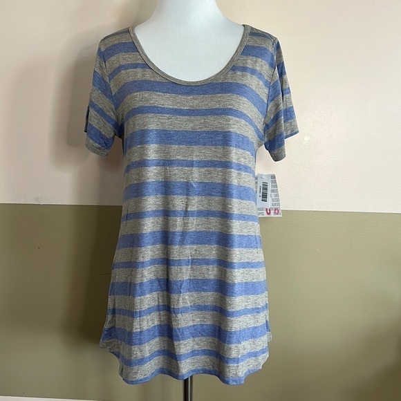 NEW LulaRoe Classic T Shirt  Womens Size S Multicolor Stretch - Picture 1 of 9